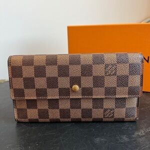 Louis Vuitton Damier Ebene International Wallet